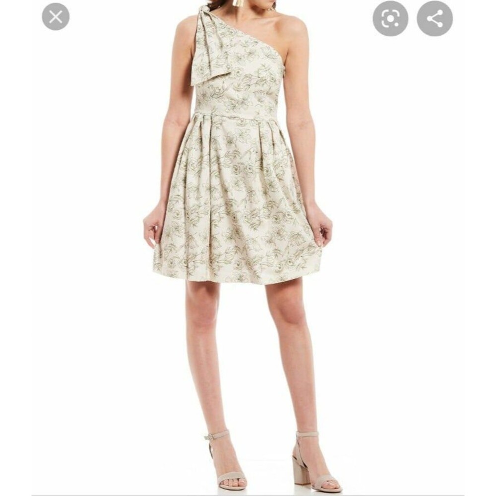 Gianni Bini dress, size 8, new with tags